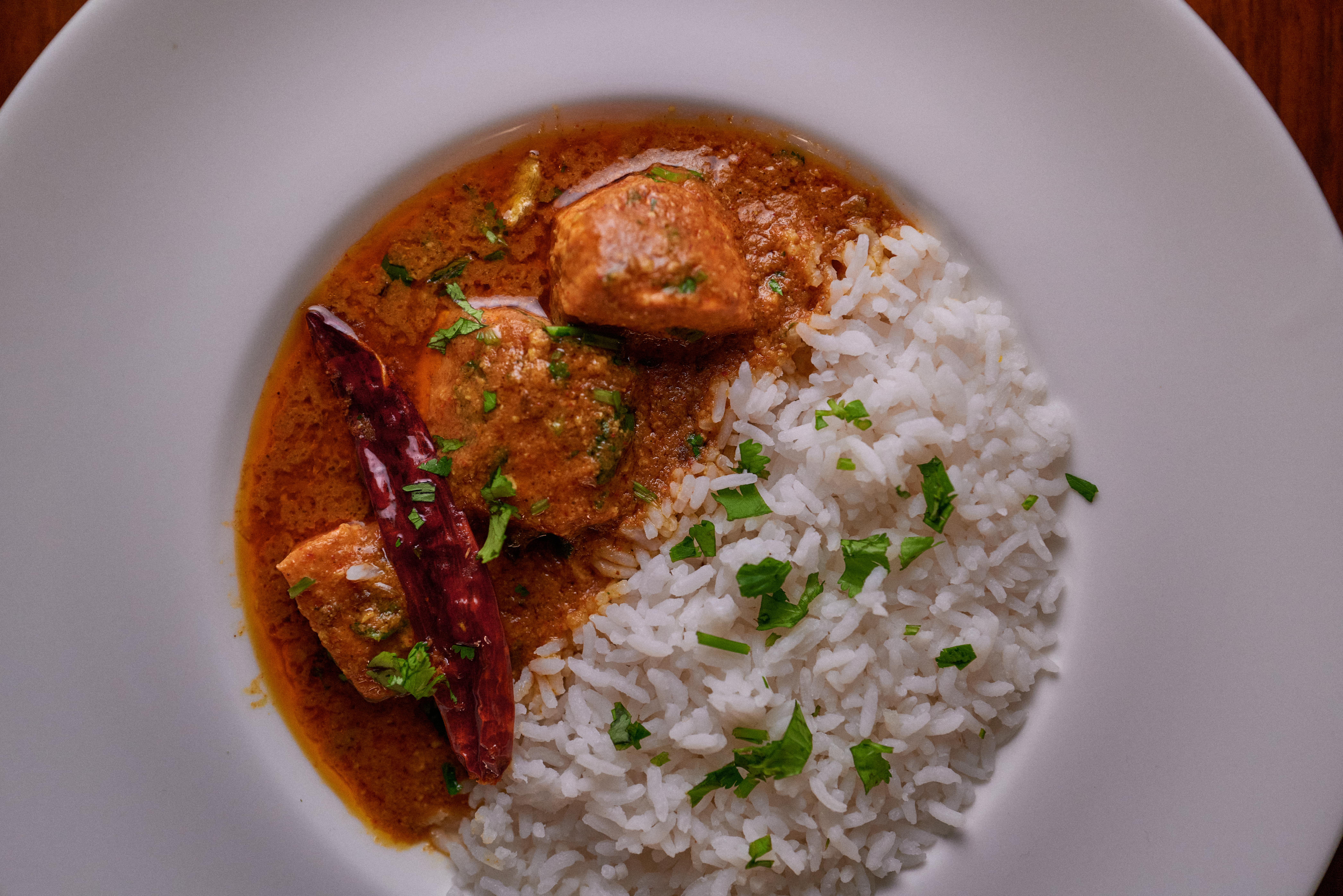 shivachutneybrosalmoncurry 1-min 1.jpg